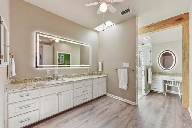 126 County Road 420 RD, Spicewood, TX 78669