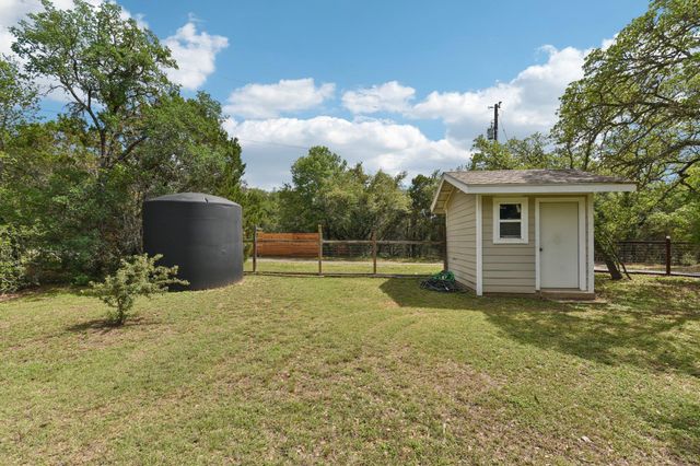 126 County Road 420 RD, Spicewood, TX 78669