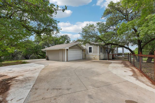 126 County Road 420 RD, Spicewood, TX 78669