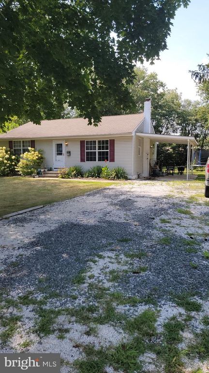 135 OAK ST, Williamstown, NJ 08094