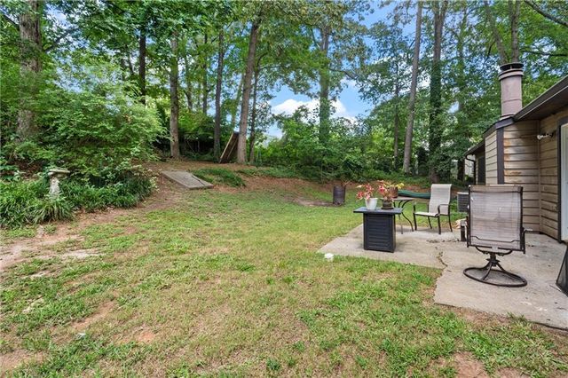 573 Fieldstream Way, Lawrenceville, GA 30044