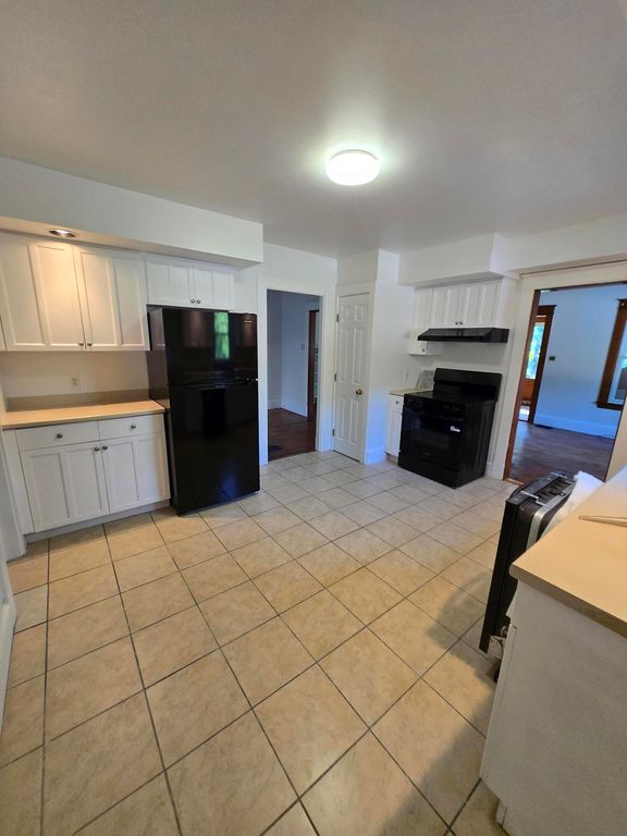 25 Falmouth Road, Falmouth, ME 04105 — photo 2
