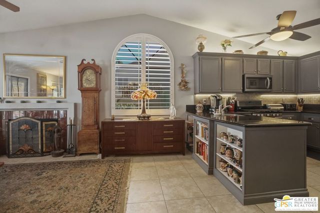 8851 Clubhouse Boulevard, Desert Hot Springs, CA 92240