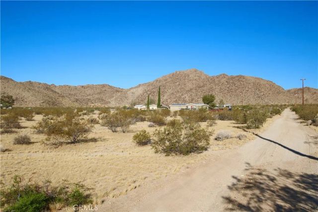 61769 Cowan, Joshua Tree, CA 92252