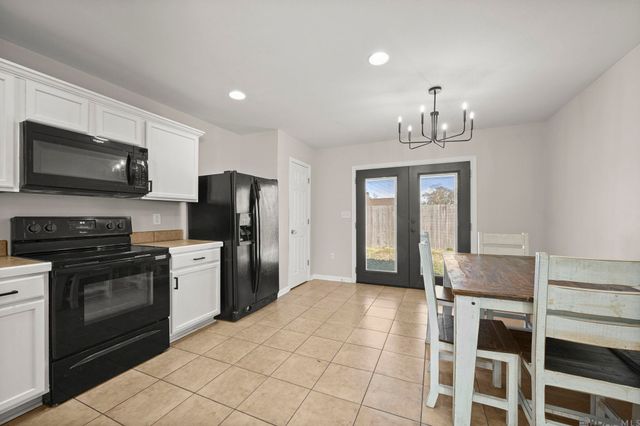 13551 Rose Dr, Walker, LA 70785