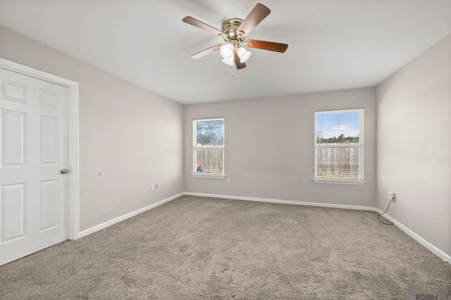 13551 Rose Dr, Walker, LA 70785