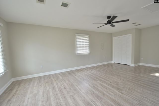 220 N CHATEAU Drive, Columbia, SC 29223