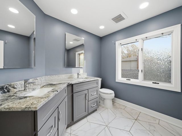 10618 Mason Avenue, Chicago Ridge, IL 60415