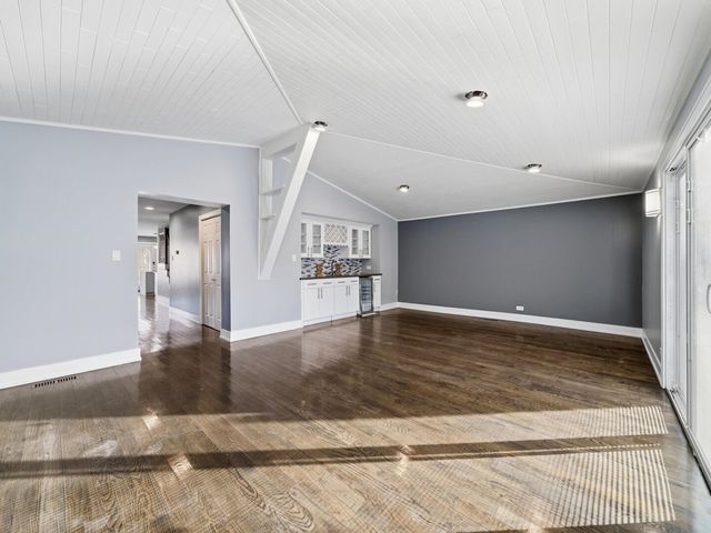 10618 Mason Avenue, Chicago Ridge, IL 60415