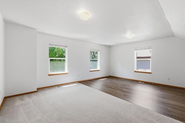 5210 S Stone Ln, Spokane, WA 99223