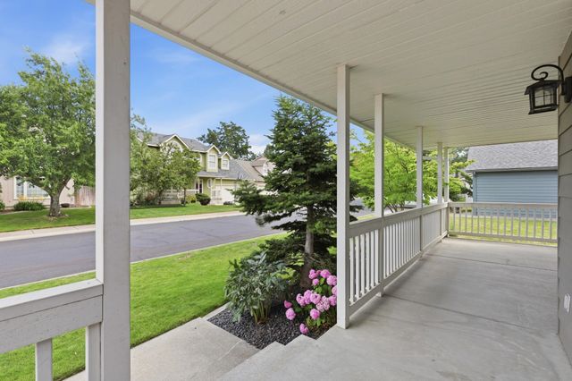 5210 S Stone Ln, Spokane, WA 99223