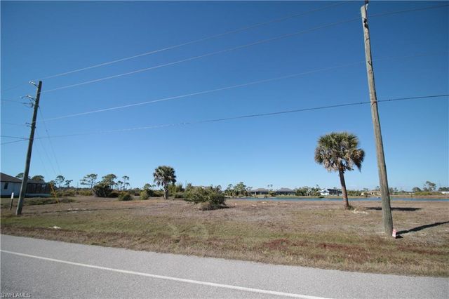 26 Harness RD, Placida, FL 33946