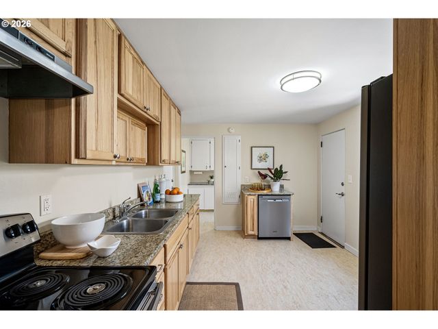 1255 TAYLOR St, Eugene, OR 97402