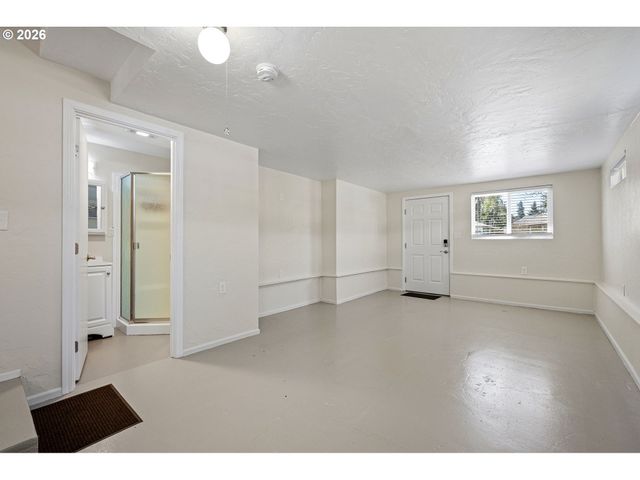 1255 TAYLOR St, Eugene, OR 97402