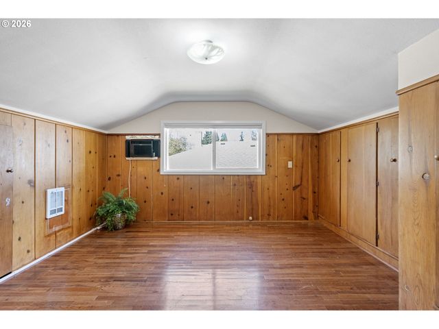 1255 TAYLOR St, Eugene, OR 97402