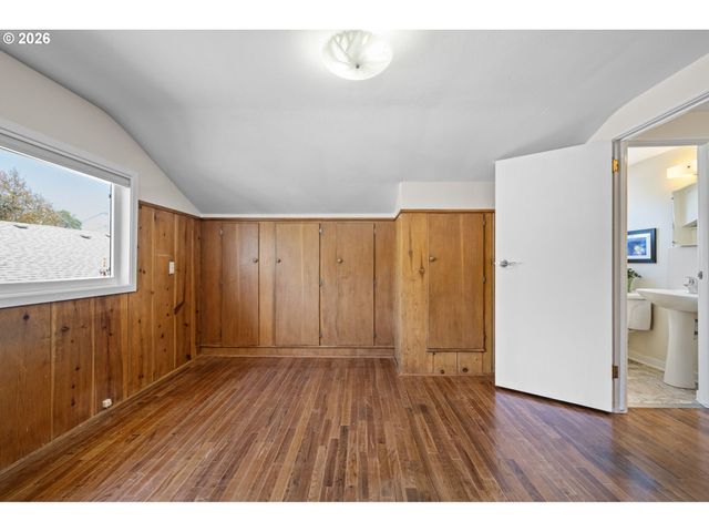 1255 TAYLOR St, Eugene, OR 97402