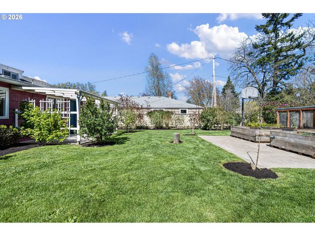 1255 TAYLOR St, Eugene, OR 97402