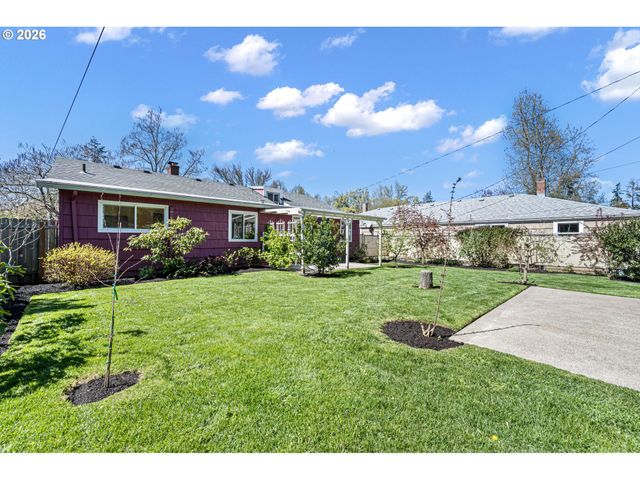 1255 TAYLOR St, Eugene, OR 97402