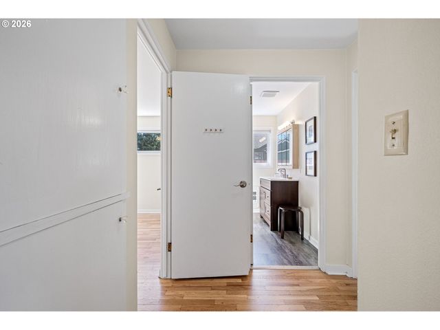 1255 TAYLOR St, Eugene, OR 97402