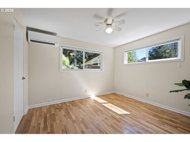 1255 TAYLOR St, Eugene, OR 97402