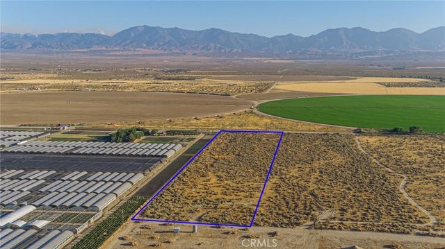 1593 Avenue R, Palmdale, CA 93591