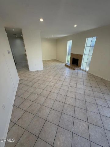 28835 Oakpath Drive, Agoura Hills, CA 91301