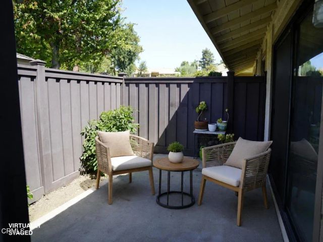 28835 Oakpath Drive, Agoura Hills, CA 91301