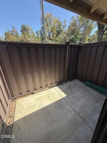 28835 Oakpath Drive, Agoura Hills, CA 91301