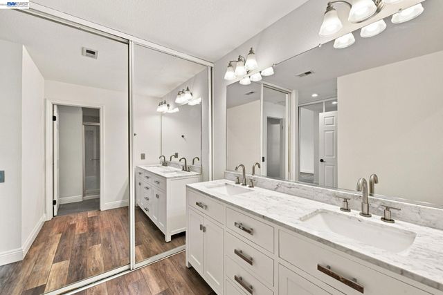2423 Blackpool Ln, San Leandro, CA 94577