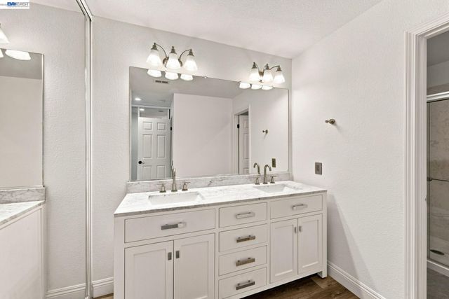 2423 Blackpool Ln, San Leandro, CA 94577