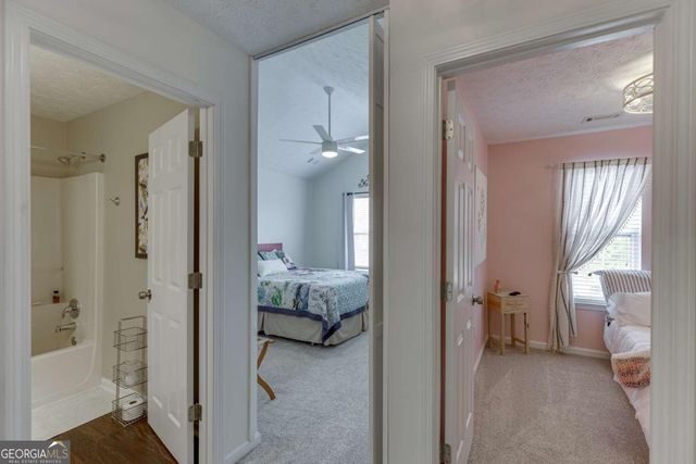 6245 Shoreview Circle, Flowery Branch, GA 30542