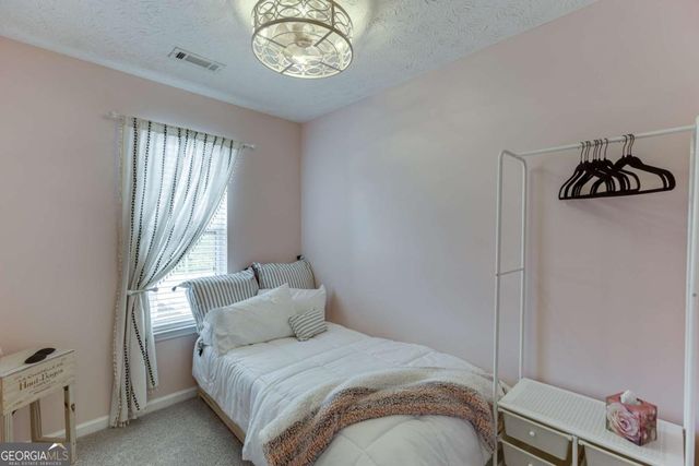 6245 Shoreview Circle, Flowery Branch, GA 30542