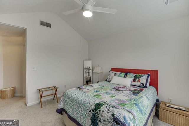 6245 Shoreview Circle, Flowery Branch, GA 30542