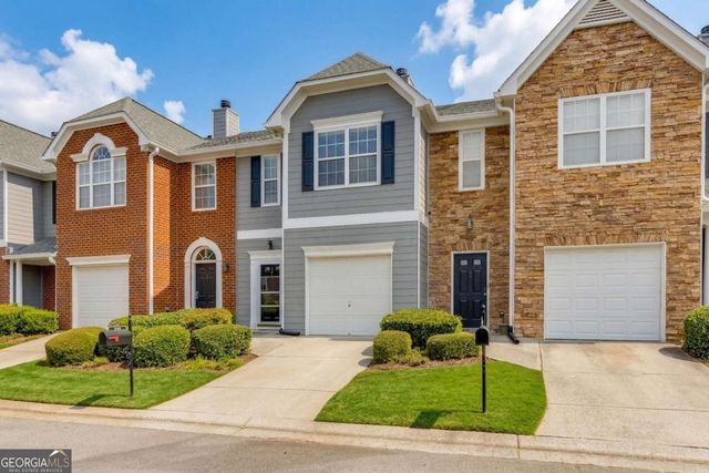 6245 Shoreview Circle, Flowery Branch, GA 30542