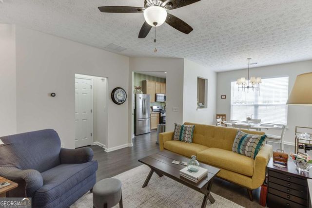 6245 Shoreview Circle, Flowery Branch, GA 30542