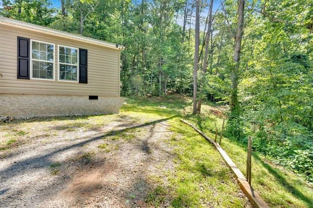 196 Whitestone Drive, Talking Rock, GA 30175