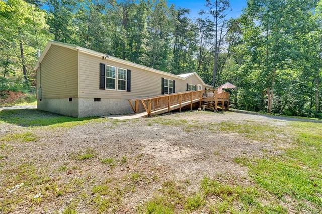 196 Whitestone Drive, Talking Rock, GA 30175