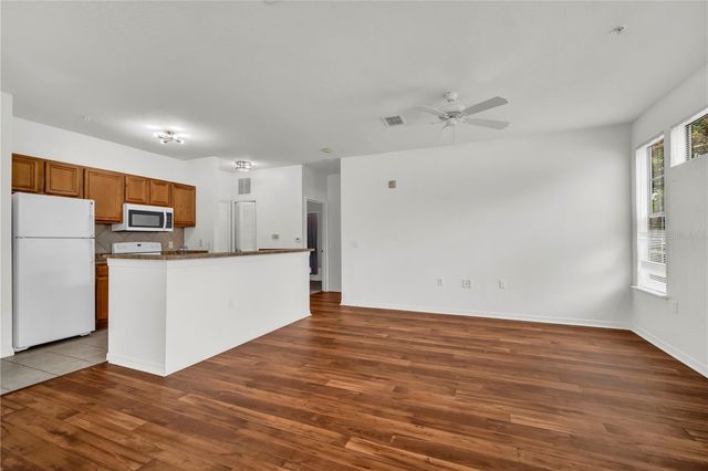6171 METROWEST BOULEVARD 107, Orlando, FL 32835