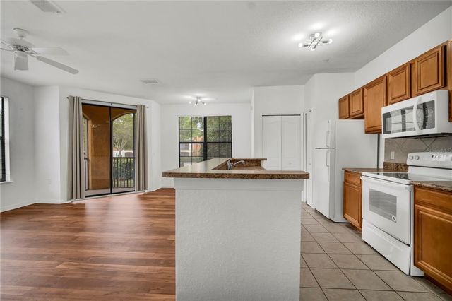 6171 METROWEST BOULEVARD 107, Orlando, FL 32835