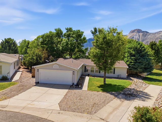 47 Baker Hill Place, Parachute, CO 81635
