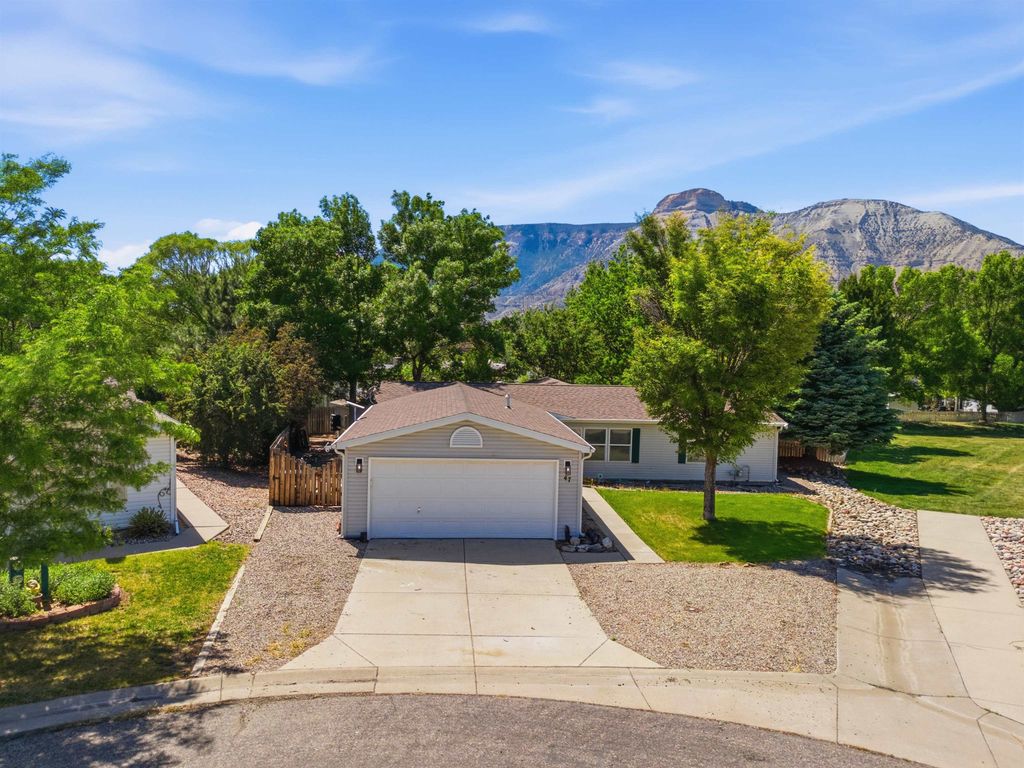 47 Baker Hill Place, Parachute, CO 81635