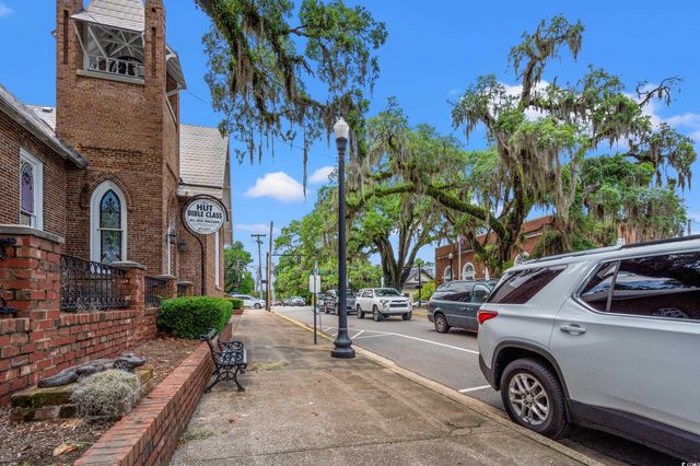 602 Lightwood Dr., Conway, SC 29526