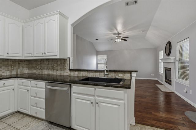 4804 Hara Lane, Sherman, TX 75092