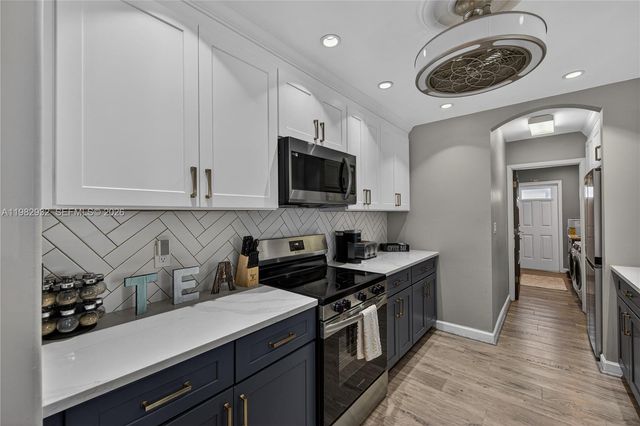 2161 NE 62nd Ct, Fort Lauderdale, FL 33308