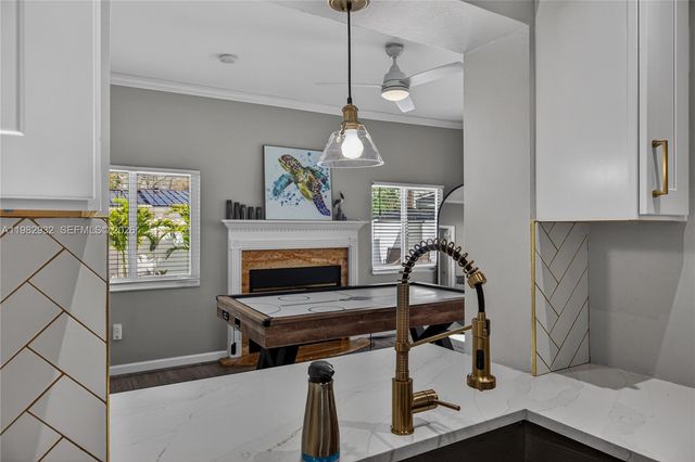 2161 NE 62nd Ct, Fort Lauderdale, FL 33308