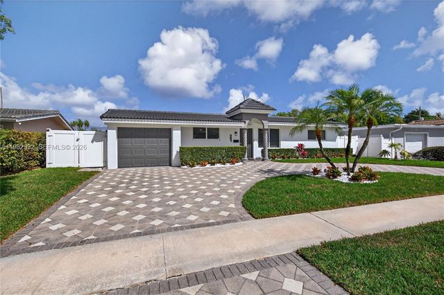 2161 NE 62nd Ct, Fort Lauderdale, FL 33308