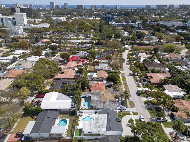 2161 NE 62nd Ct, Fort Lauderdale, FL 33308