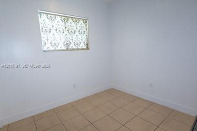 5743 SW 18th St, West Park, FL 33023