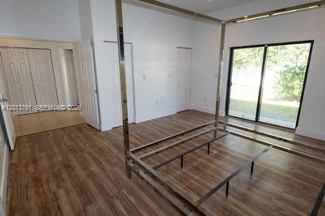 5743 SW 18th St, West Park, FL 33023