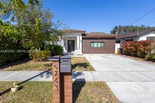 5743 SW 18th St, West Park, FL 33023